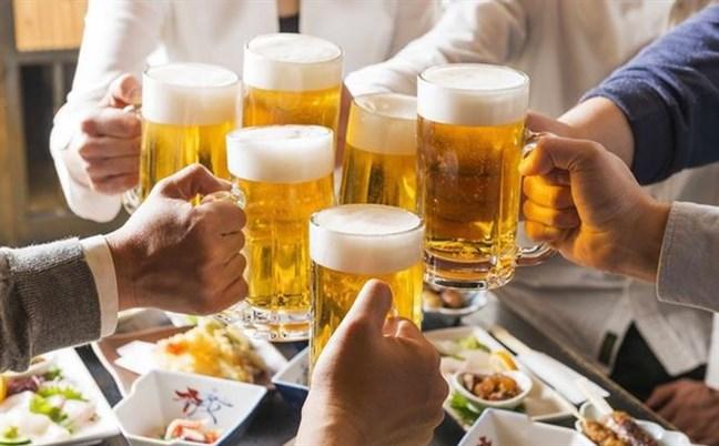Uống nhiều rượu bia tăng nguy cơ mắc bệnh Gout