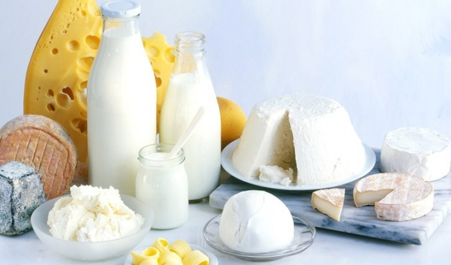 Sữa ít béo và các sản phẩm từ sữa rất tốt cho người bệnh gút