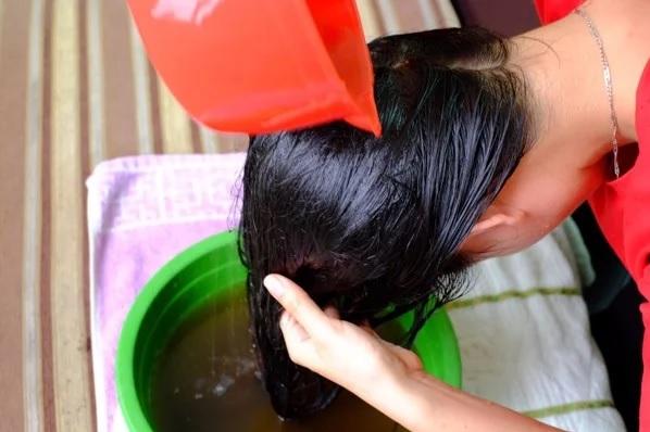 Cách chữa bạc tóc tại nhà đơn giản dễ thực hiện