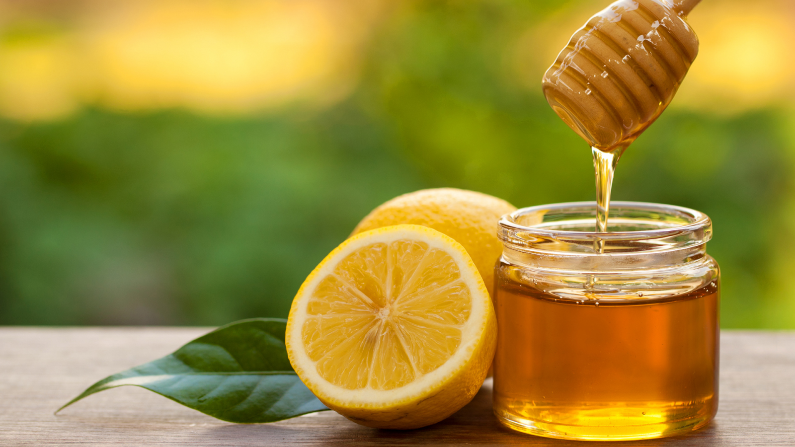 Dùng chanh mật ong giúp cải thiện triệu chứng viêm amidan ở trẻ nhỏ