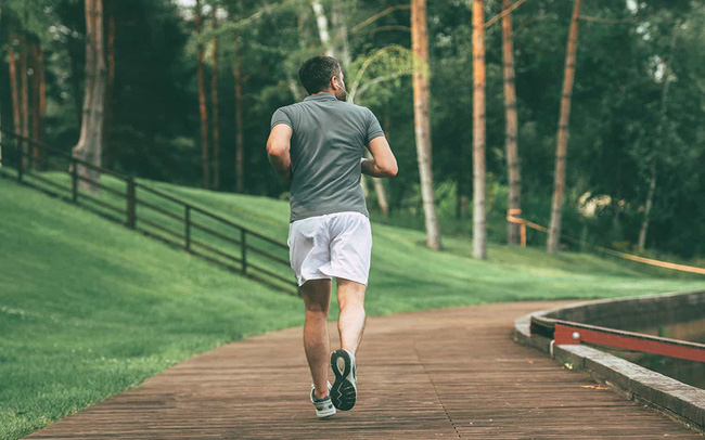 Chạy bộ mỗi ngày giúp cải thiện tốt tình trạng bệnh u xơ tuyến tiền liệt