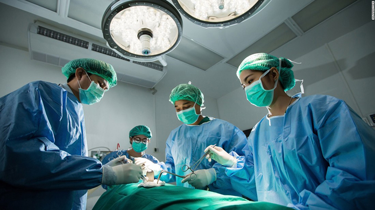 Phẫu thuật u xơ tuyến tiền liệt gây ra nhiều rủi ro 