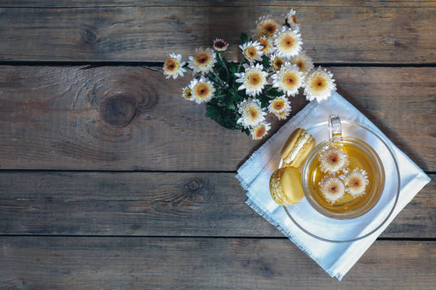 Trà hoa cúc là loại trà giúp ngủ ngon thông dụng nhất