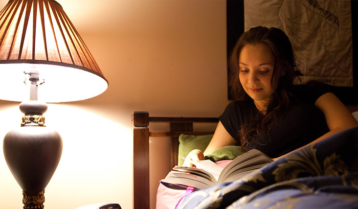 Đọc sách trước khi đi ngủ
