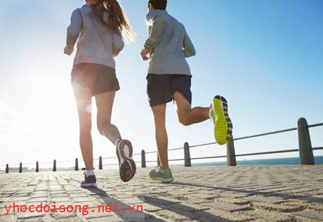 Người bệnh giãn tĩnh mạch chân có nên chạy bộ ?