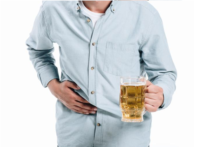 Uống rượu bia hay bị đau bụng đi ngoài - Dấu hiệu bệnh không thể chủ quan