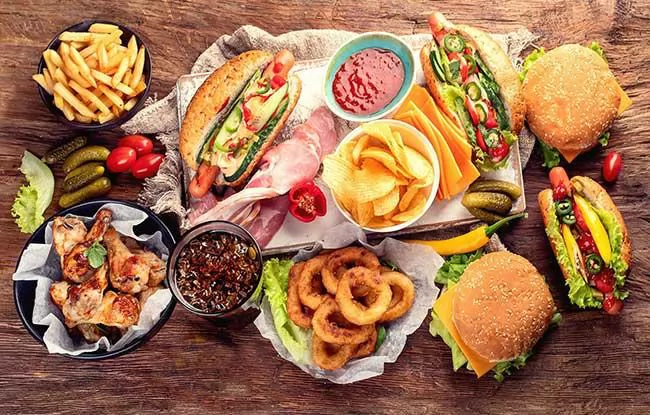 Điểm mặt 5 thói quen ăn uống có hại mà người mắc hội chứng ruột kích thích cần tránh!