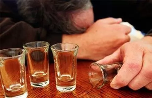 Từ bỏ được rượu sau 40 năm